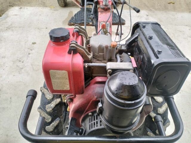 Красный Buivol X 105, объемом двигателя 10 л и пробегом 112 тыс. км за 335 $, фото 2 на Automoto.ua