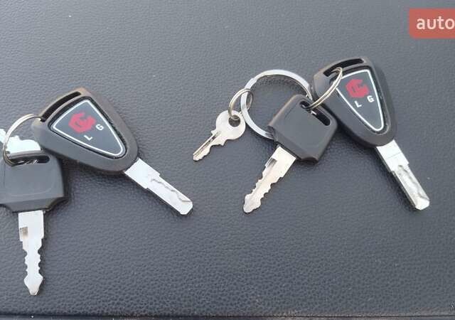 Серый CARGO FX, объемом двигателя 0 л и пробегом 2 тыс. км за 2420 $, фото 17 на Automoto.ua