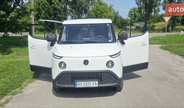 Белый Cenntro Logistar 260, объемом двигателя 0 л и пробегом 2 тыс. км за 29999 $, фото 15 на Automoto.ua