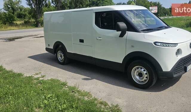 Белый Cenntro Logistar 260, объемом двигателя 0 л и пробегом 2 тыс. км за 29999 $, фото 30 на Automoto.ua