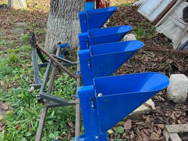 Синий ЧС 4, объемом двигателя 0 л и пробегом 0 тыс. км за 669 $, фото 3 на Automoto.ua