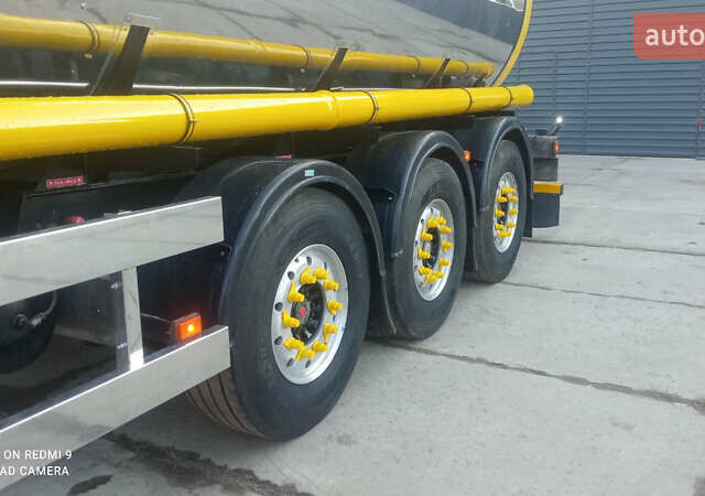 Серый Clayton Commercial S1, объемом двигателя 0 л и пробегом 250 тыс. км за 34000 $, фото 9 на Automoto.ua