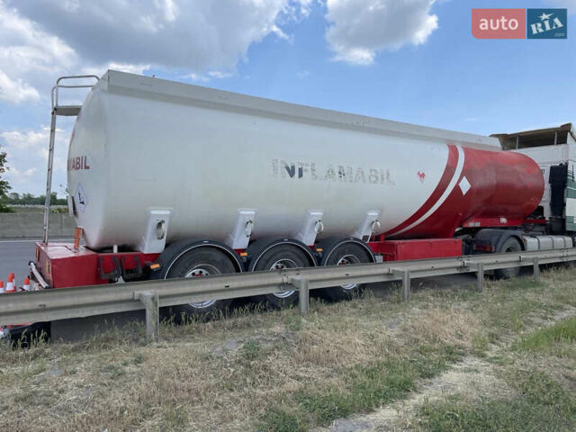 Cobo Hermanos 1995 в Теплодаре на Automoto.ua Красный Cobo Hermanos, объемом двигателя 0 л и пробегом 200 тыс. км за 16500 $, фото 2 на Automoto.ua