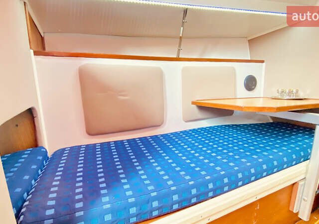 Colvic UFO 27 1989 у Києві на Automoto.ua Colvic UFO 27, об'ємом двигуна 0 л та пробігом 0 тис. км за 18000 $, фото 10 на Automoto.ua