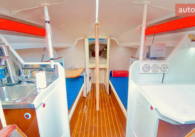 Colvic UFO 27 1989 у Києві на Automoto.ua Colvic UFO 27, об'ємом двигуна 0 л та пробігом 0 тис. км за 18000 $, фото 1 на Automoto.ua