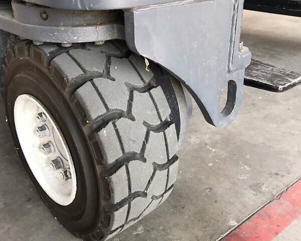 Красный Combilift Combi C, объемом двигателя 0 л и пробегом 2 тыс. км за 24000 $, фото 11 на Automoto.ua