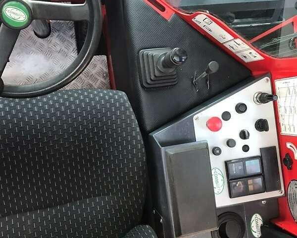 Красный Combilift Combi C, объемом двигателя 0 л и пробегом 2 тыс. км за 24000 $, фото 2 на Automoto.ua