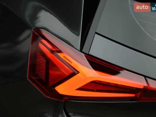 Черный Cupra Born, объемом двигателя 0 л и пробегом 26 тыс. км за 25300 $, фото 10 на Automoto.ua