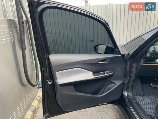 Cupra Born 2023 в Киеве на Automoto.ua Черный Cupra Born, объемом двигателя 0 л и пробегом 49 тыс. км за 27000 $, фото 35 на Automoto.ua