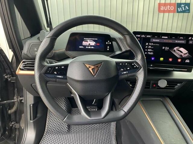 Cupra Born 2023 в Киеве на Automoto.ua Черный Cupra Born, объемом двигателя 0 л и пробегом 49 тыс. км за 27000 $, фото 5 на Automoto.ua