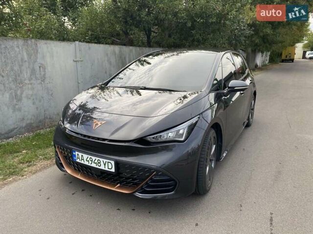 Cupra Born 2023 в Киеве на Automoto.ua Черный Cupra Born, объемом двигателя 0 л и пробегом 49 тыс. км за 27000 $, фото 40 на Automoto.ua