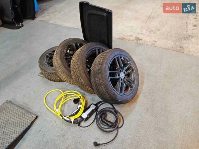 Коричневый Cupra Born, объемом двигателя 0 л и пробегом 21 тыс. км за 18500 $, фото 6 на Automoto.ua