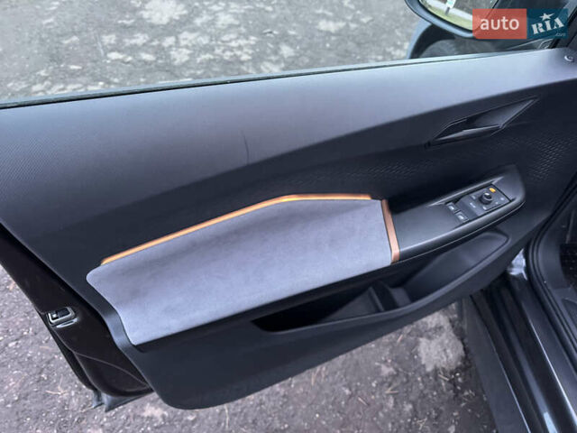 Коричневый Cupra Born, объемом двигателя 0 л и пробегом 4 тыс. км за 15500 $, фото 25 на Automoto.ua