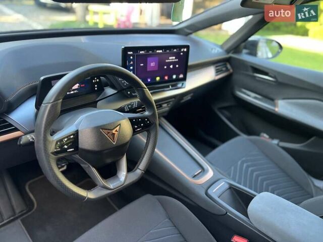 Серый Cupra Born, объемом двигателя 0 л и пробегом 43 тыс. км за 17999 $, фото 20 на Automoto.ua