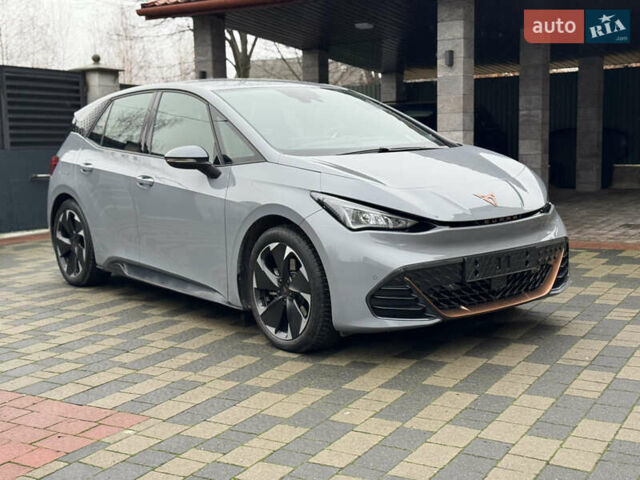 Серый Cupra Born, объемом двигателя 0 л и пробегом 5 тыс. км за 23500 $, фото 27 на Automoto.ua