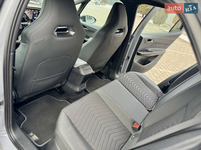 Сірий Cupra Born, об'ємом двигуна 0 л та пробігом 125 тис. км за 19500 $, фото 69 на Automoto.ua