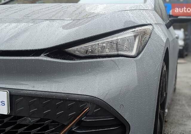 Серый Cupra Born, объемом двигателя 0 л и пробегом 71 тыс. км за 20999 $, фото 65 на Automoto.ua