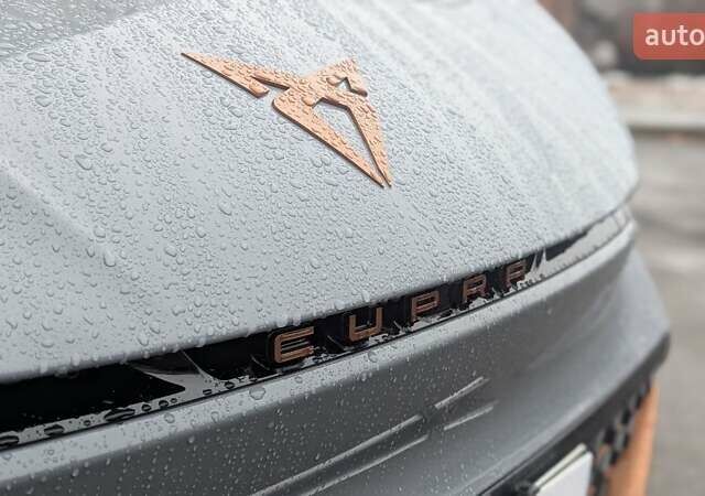 Серый Cupra Born, объемом двигателя 0 л и пробегом 71 тыс. км за 20999 $, фото 1 на Automoto.ua