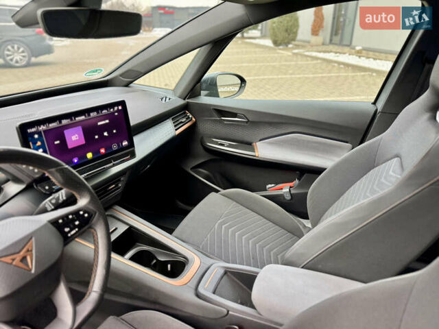 Сірий Cupra Born, об'ємом двигуна 0 л та пробігом 125 тис. км за 19500 $, фото 38 на Automoto.ua