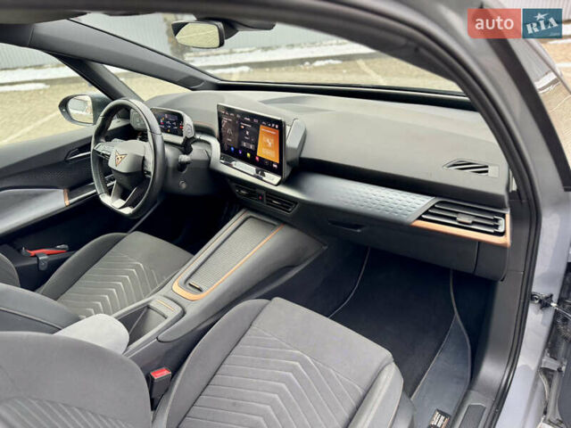 Сірий Cupra Born, об'ємом двигуна 0 л та пробігом 125 тис. км за 19500 $, фото 78 на Automoto.ua