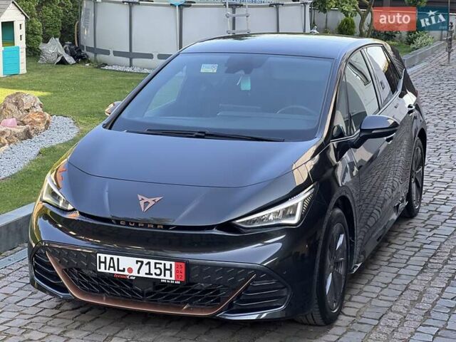 Серый Cupra Born, объемом двигателя 0 л и пробегом 43 тыс. км за 17999 $, фото 1 на Automoto.ua