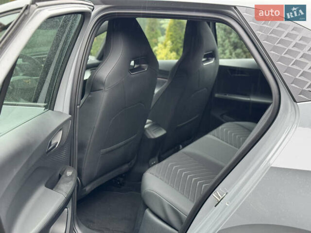 Серый Cupra Born, объемом двигателя 0 л и пробегом 5 тыс. км за 23500 $, фото 12 на Automoto.ua