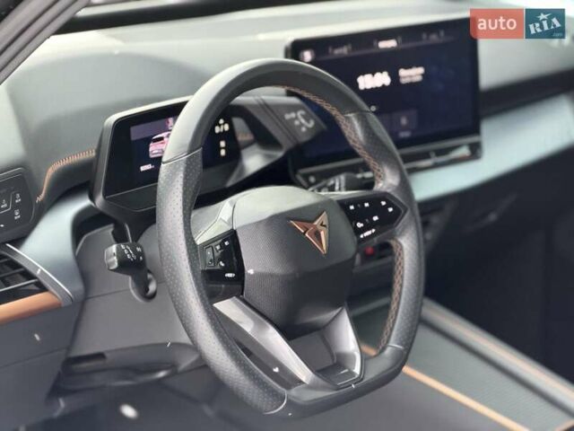 Сірий Cupra Born, об'ємом двигуна 0 л та пробігом 93 тис. км за 19550 $, фото 23 на Automoto.ua