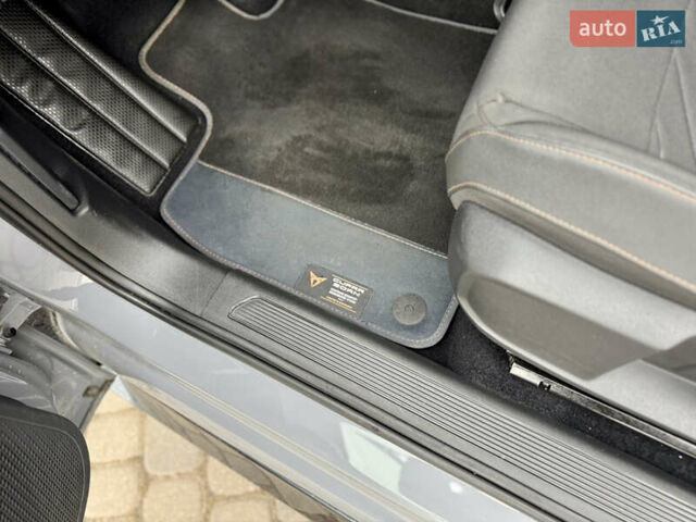 Сірий Cupra Born, об'ємом двигуна 0 л та пробігом 125 тис. км за 19500 $, фото 50 на Automoto.ua