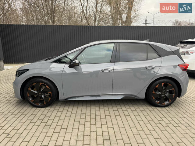 Серый Cupra Born, объемом двигателя 0 л и пробегом 27 тыс. км за 22500 $, фото 8 на Automoto.ua