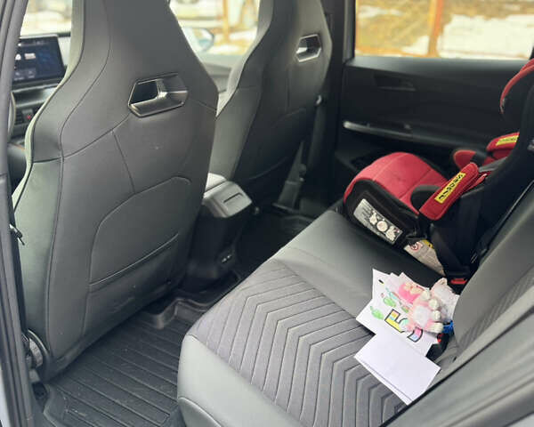 Серый Cupra Born, объемом двигателя 0 л и пробегом 27 тыс. км за 22500 $, фото 21 на Automoto.ua