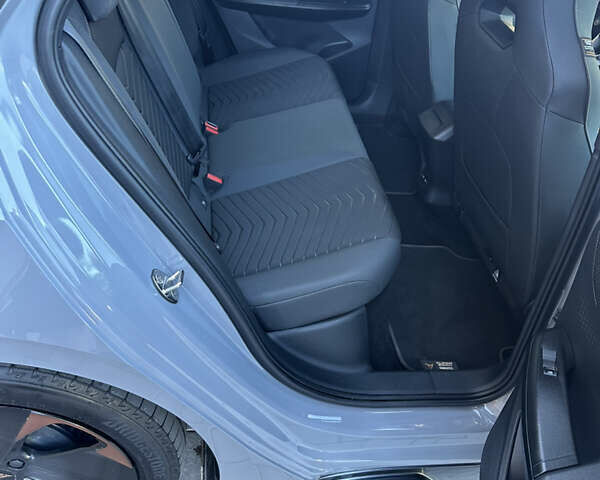 Cupra Born 2024 в Тернополе на Automoto.ua Серый Cupra Born, объемом двигателя 0 л и пробегом 14 тыс. км за 27500 $, фото 30 на Automoto.ua