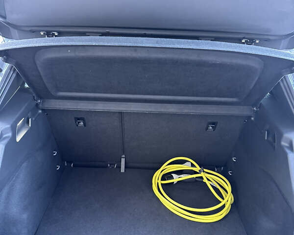 Cupra Born 2024 в Тернополе на Automoto.ua Серый Cupra Born, объемом двигателя 0 л и пробегом 14 тыс. км за 27500 $, фото 33 на Automoto.ua