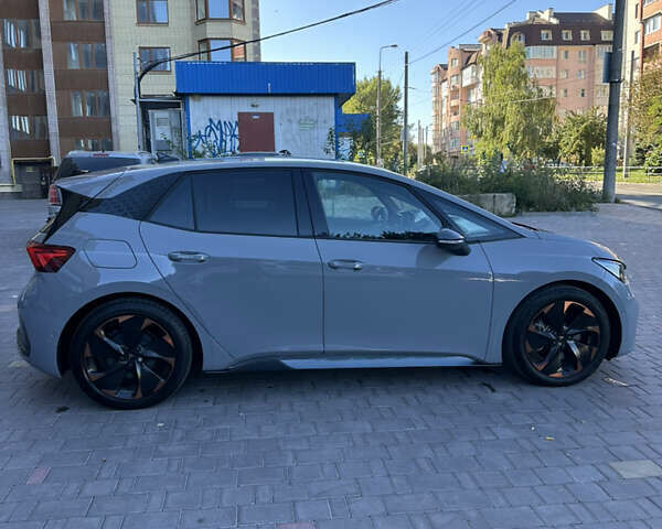 Cupra Born 2024 в Тернополе на Automoto.ua Серый Cupra Born, объемом двигателя 0 л и пробегом 14 тыс. км за 27500 $, фото 13 на Automoto.ua