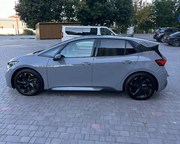 Cupra Born 2024 в Тернополе на Automoto.ua Серый Cupra Born, объемом двигателя 0 л и пробегом 14 тыс. км за 27500 $, фото 7 на Automoto.ua