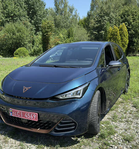 Синий Cupra Born, объемом двигателя 0 л и пробегом 36 тыс. км за 19700 $, фото 2 на Automoto.ua