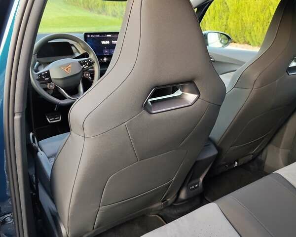 Синий Cupra Born, объемом двигателя 0 л и пробегом 23 тыс. км за 23793 $, фото 30 на Automoto.ua