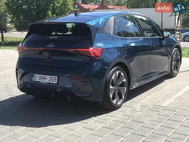 Синий Cupra Born, объемом двигателя 0 л и пробегом 12 тыс. км за 21800 $, фото 39 на Automoto.ua