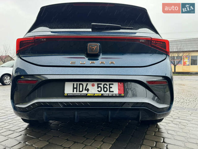 Синий Cupra Born, объемом двигателя 0 л и пробегом 14 тыс. км за 22300 $, фото 5 на Automoto.ua