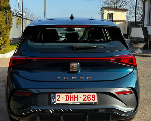 Синий Cupra Born, объемом двигателя 0 л и пробегом 12 тыс. км за 21800 $, фото 5 на Automoto.ua
