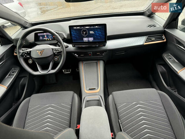 Синий Cupra Born, объемом двигателя 0 л и пробегом 14 тыс. км за 22300 $, фото 7 на Automoto.ua