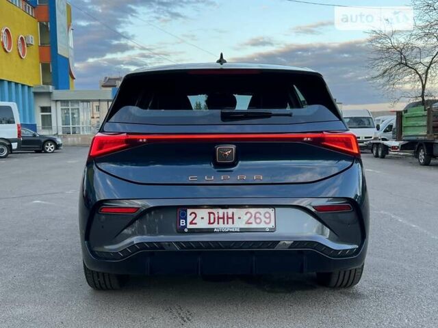 Синий Cupra Born, объемом двигателя 0 л и пробегом 11 тыс. км за 24600 $, фото 6 на Automoto.ua