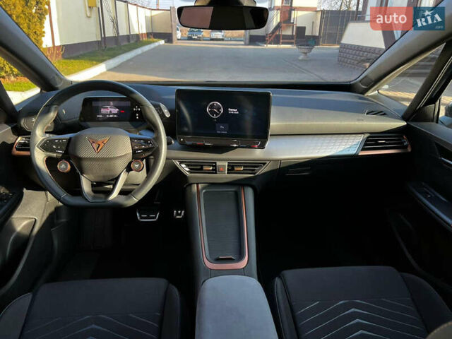 Синий Cupra Born, объемом двигателя 0 л и пробегом 12 тыс. км за 21800 $, фото 26 на Automoto.ua