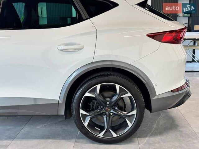 Белый Cupra Formentor, объемом двигателя 1.4 л и пробегом 78 тыс. км за 31500 $, фото 8 на Automoto.ua