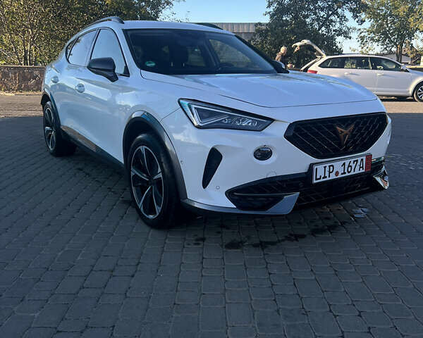 Білий Cupra Formentor, об'ємом двигуна 0 л та пробігом 77 тис. км за 28500 $, фото 5 на Automoto.ua
