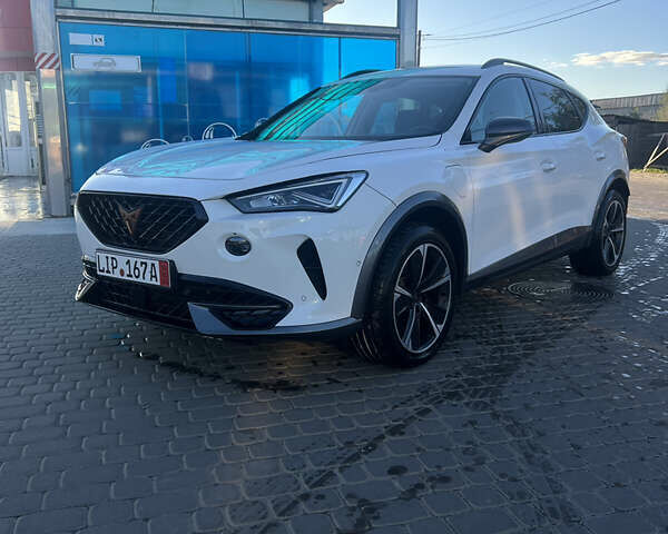 Білий Cupra Formentor, об'ємом двигуна 0 л та пробігом 77 тис. км за 28500 $, фото 4 на Automoto.ua