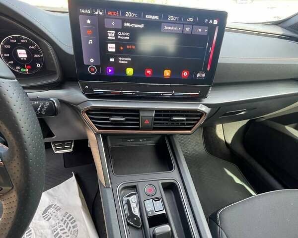 Белый Cupra Formentor, объемом двигателя 1.98 л и пробегом 5 тыс. км за 45550 $, фото 16 на Automoto.ua