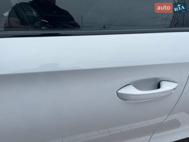 Белый Cupra Formentor, объемом двигателя 1.98 л и пробегом 19 тыс. км за 44028 $, фото 23 на Automoto.ua