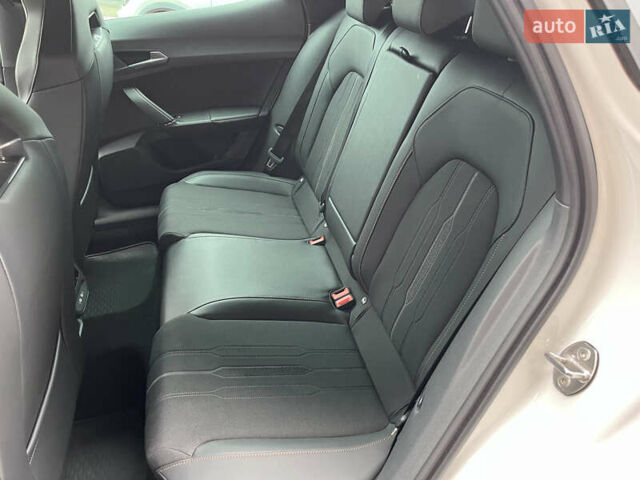 Белый Cupra Formentor, объемом двигателя 1.98 л и пробегом 18 тыс. км за 42727 $, фото 14 на Automoto.ua