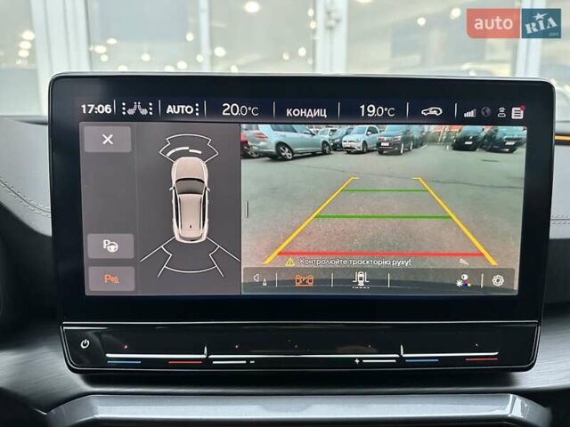 Белый Cupra Formentor, объемом двигателя 1.98 л и пробегом 7 тыс. км за 42000 $, фото 23 на Automoto.ua