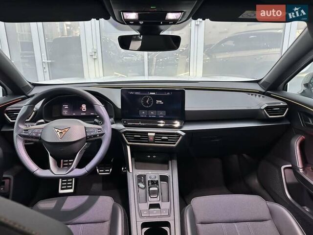 Белый Cupra Formentor, объемом двигателя 1.98 л и пробегом 7 тыс. км за 42000 $, фото 12 на Automoto.ua